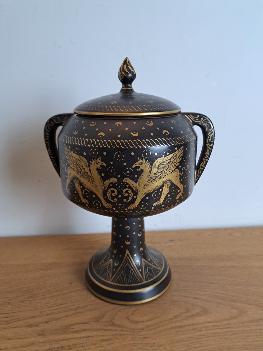 Pinon Heuzé , Grande coupe couverte , Décor antique , Début XX°. -photo-1