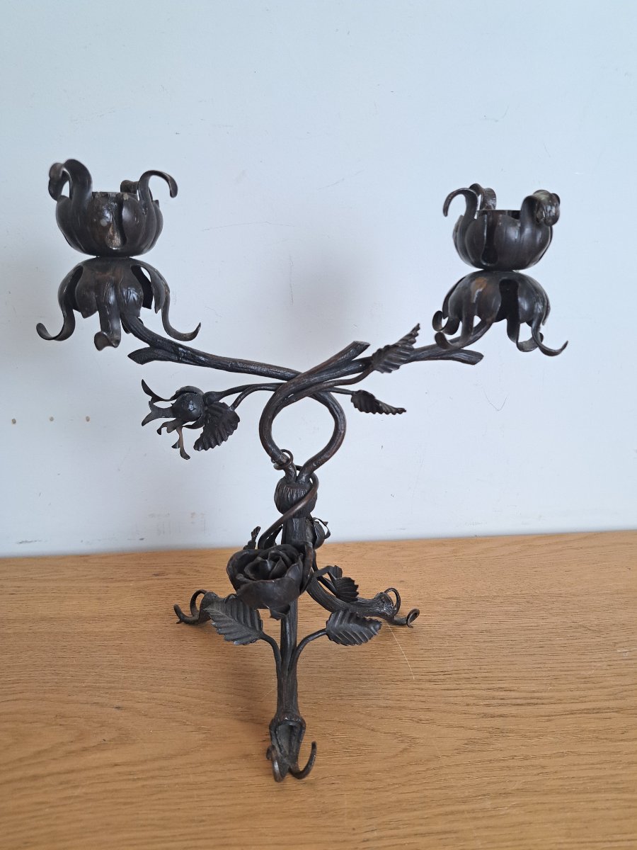 Paire de candélabres , Roses , Fer forgé , Art Nouveau , Fin XIX°/Début XX°. -photo-3