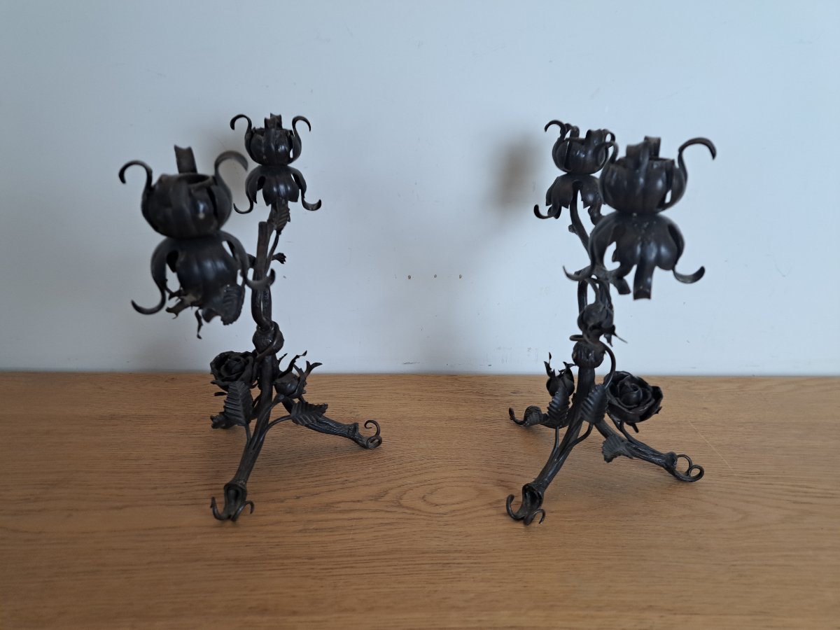 Paire de candélabres , Roses , Fer forgé , Art Nouveau , Fin XIX°/Début XX°. -photo-3