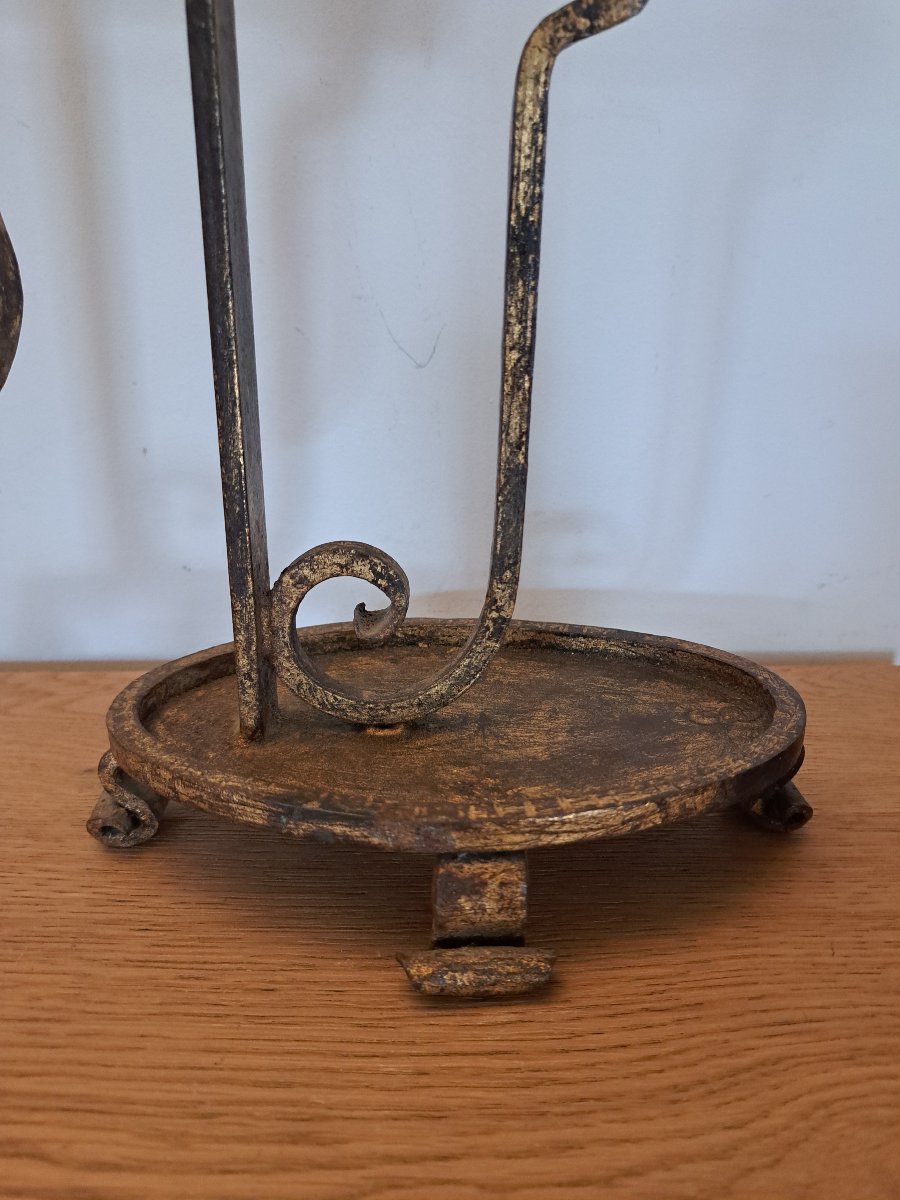 Bougeoir porte chandelle , Fer forgé doré , XX°. -photo-2
