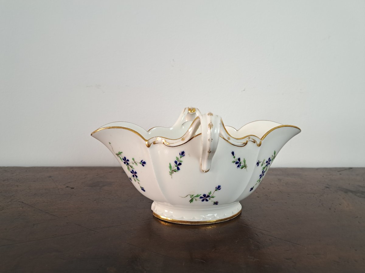 Manufacture de Clignancourt , Saucière aux Barbeaux , Porcelaine , XVIII°. -photo-3