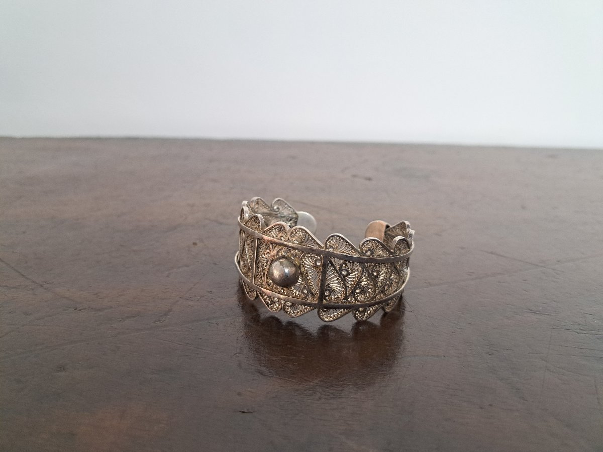 Bracelet en argent filigrané , XX°. 