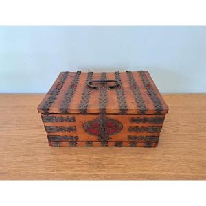 Walnut And Iron Box, 19th Century Or Earlier.