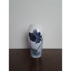 Royal Copenhagen, Vase, Flowers, Porcelain, Early 20th Century.