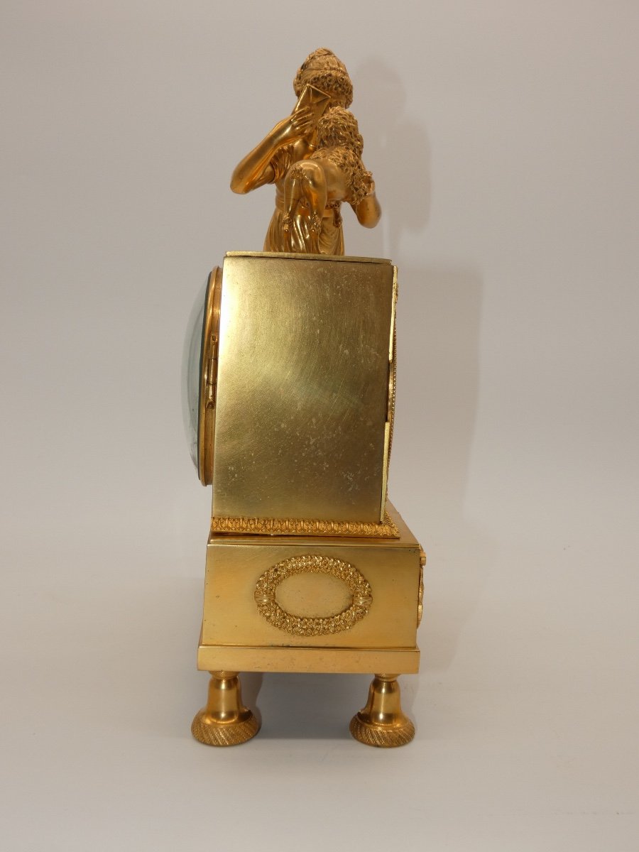 Pendule en bronze doré Courvoisier Et Compagnie-photo-1