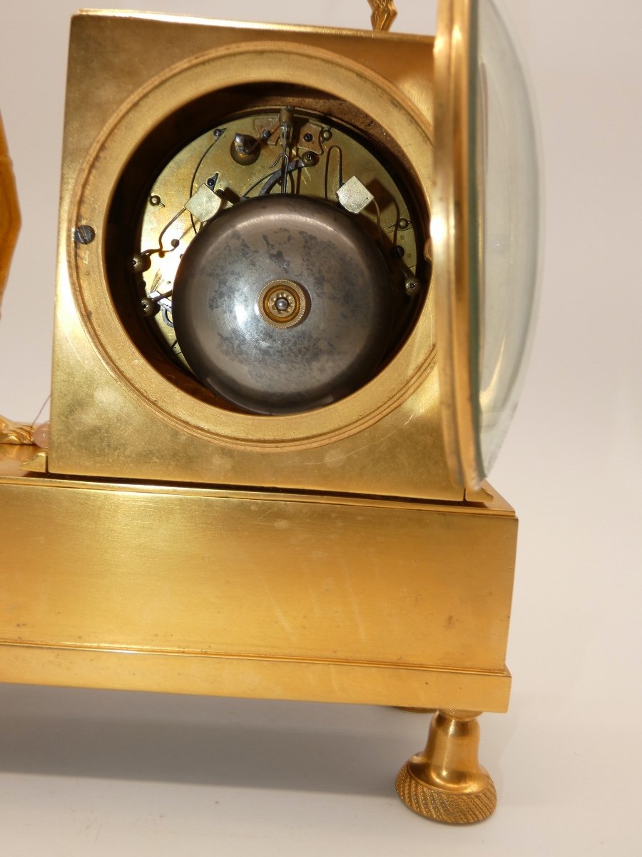 Pendule en bronze doré Courvoisier Et Compagnie-photo-2