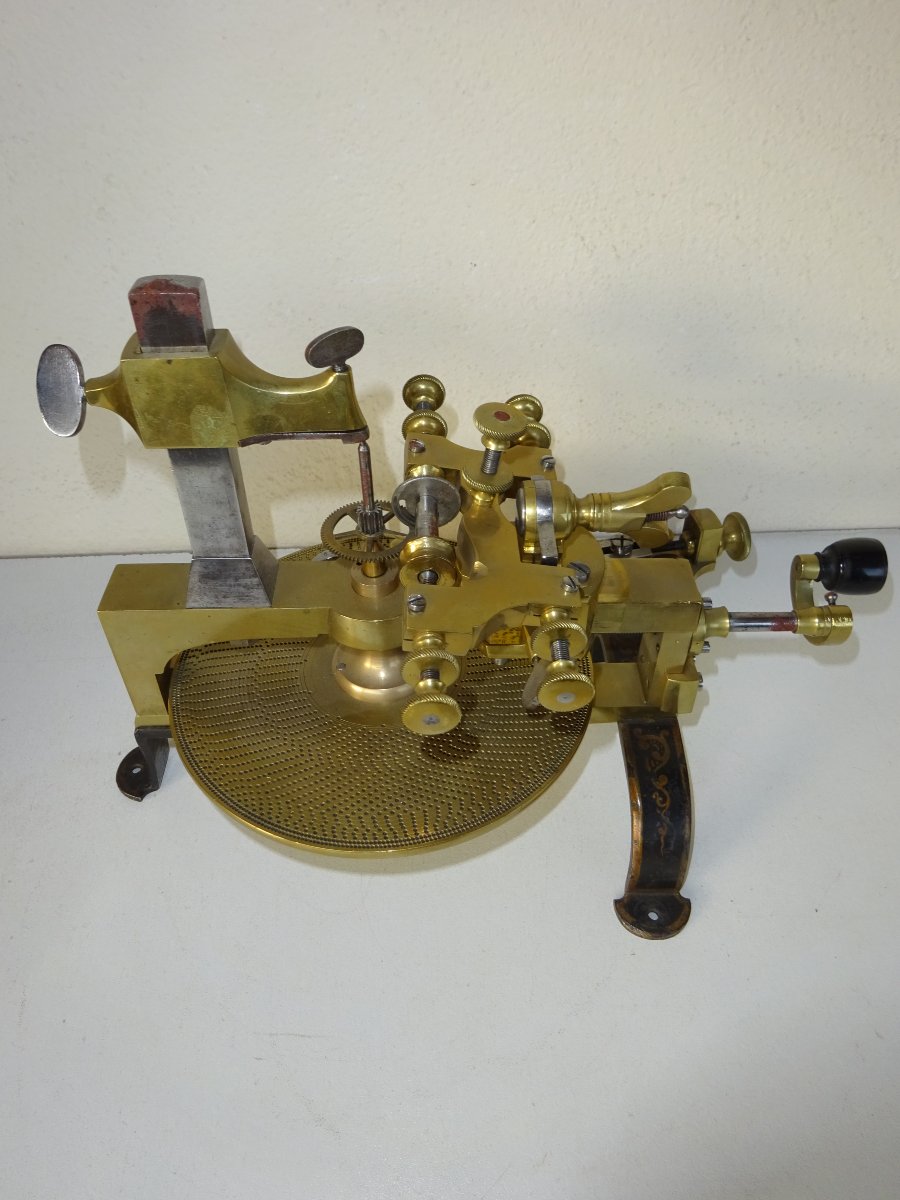 Clockmaker's Tower: Cutting Machine For Comtoise Clocks And Pendulum Clocks -photo-1