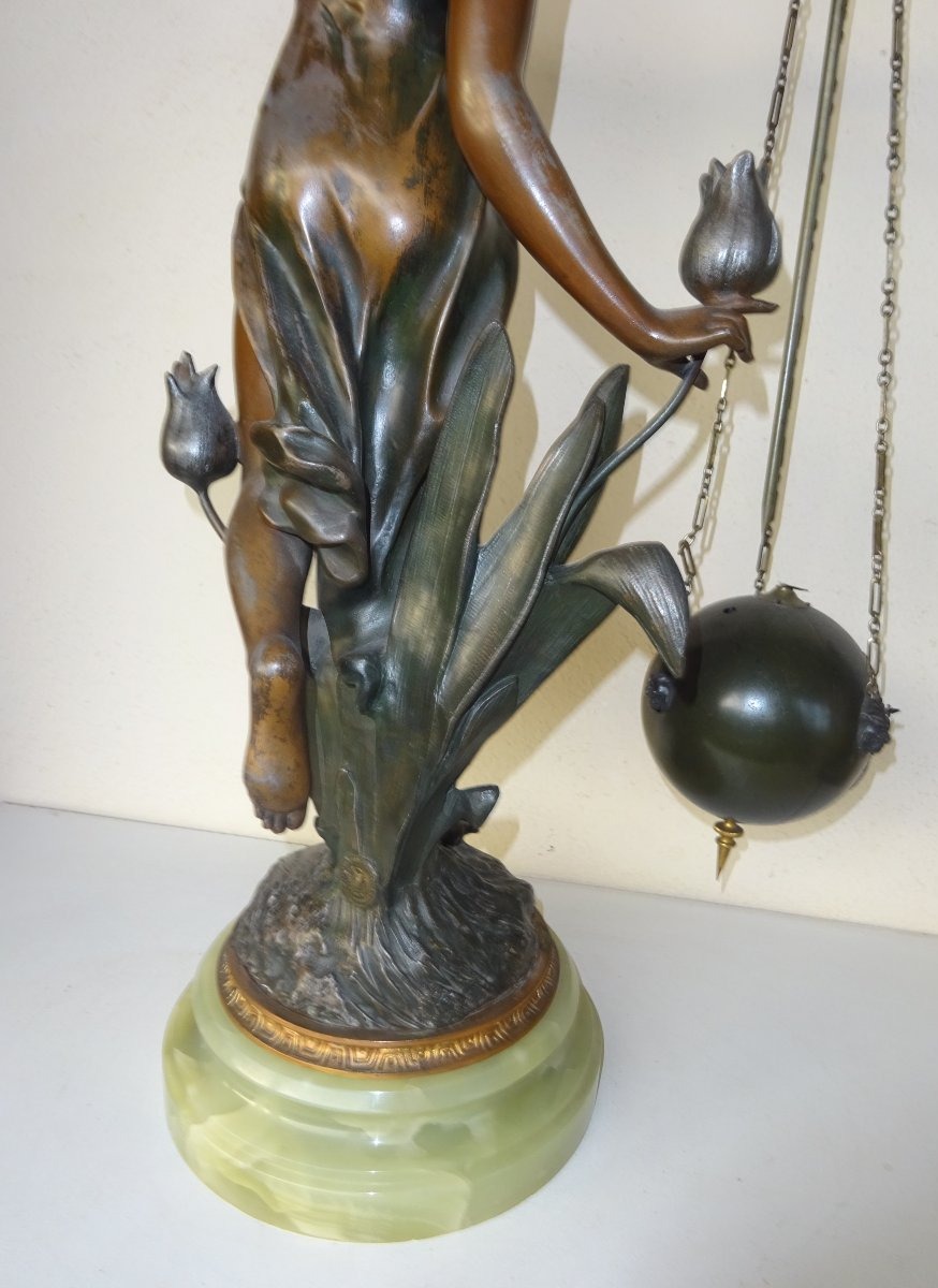Mysterious Clock: Art Deco Clock-photo-3