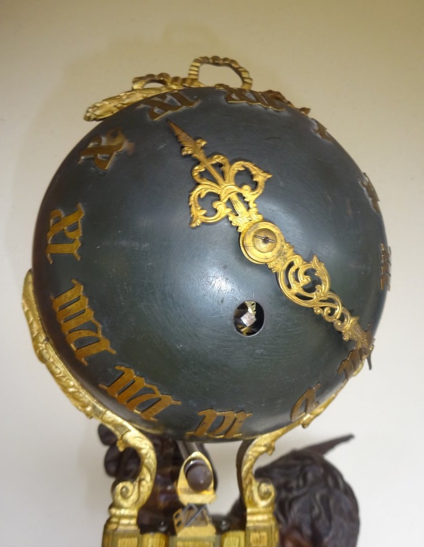 Mysterious Clock: Geo Maxim Clock-photo-4