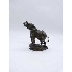 SCULPTURE EN BRONZE REPRESENTANT UN ELEPHANT SIGNEE E. FREMIET