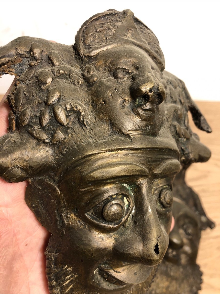Pair Of Pensive African Benin Bronze Lost Wax Masks Early 20th Century-photo-4
