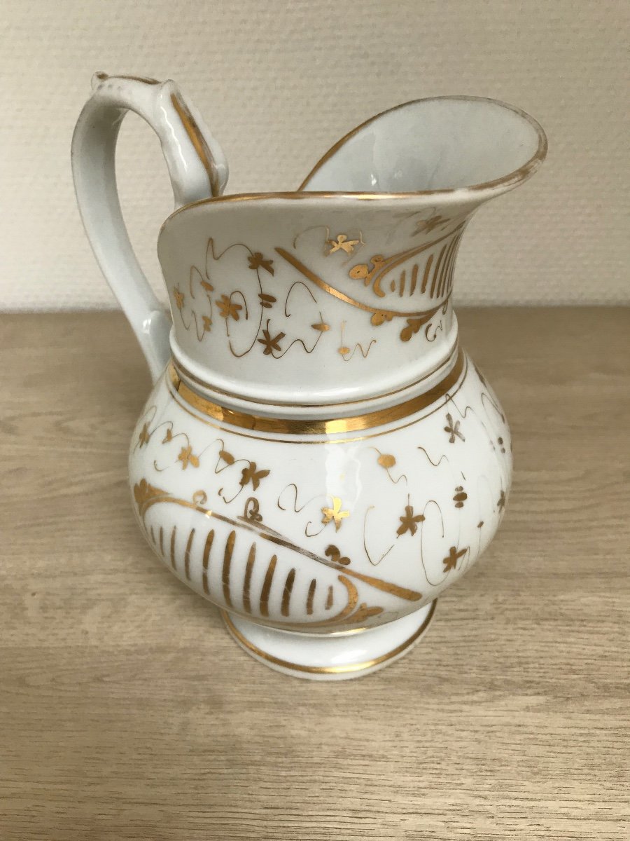 Old Paris Porcelain Toiletries Set -photo-1
