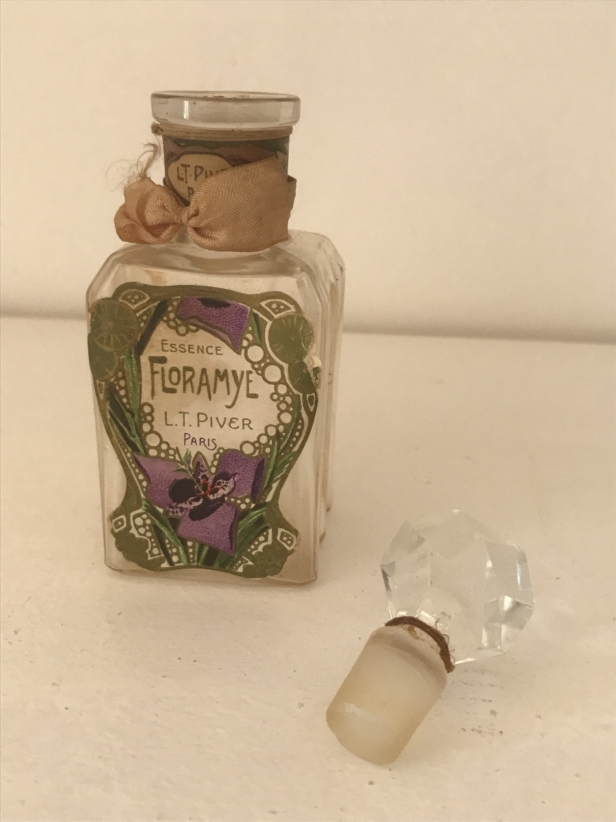 Ancien Flacon Parfum Lt. Pivert Floramye-photo-3