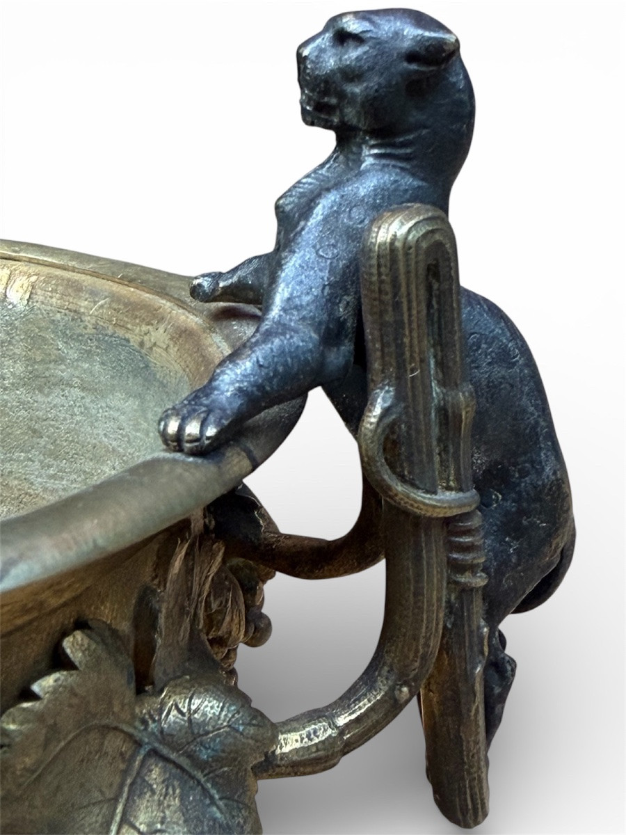 Bronze Cup / Signed Victor Paillard.-photo-4