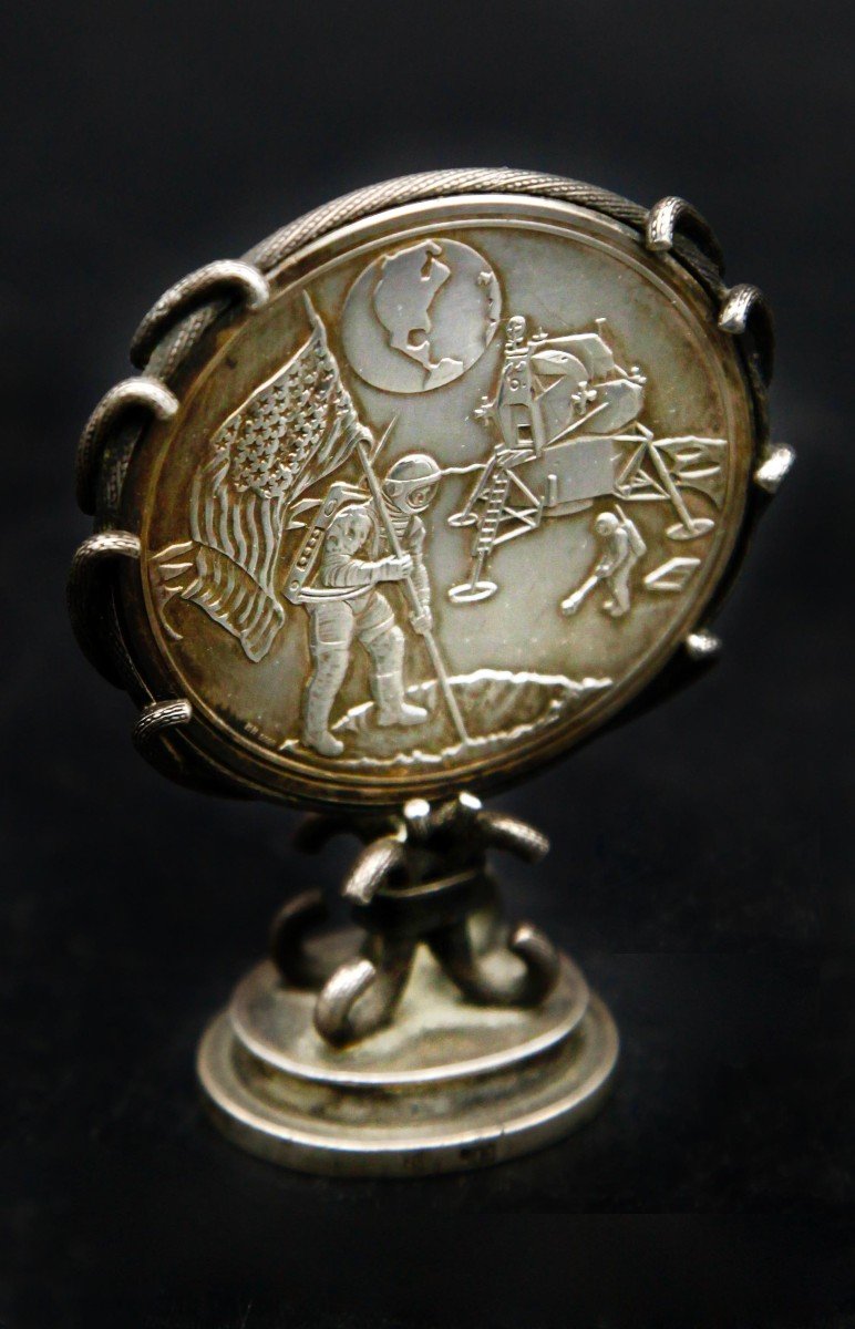 Commemorative Medal Of The First Steps On The Moon In Sterling Silver-photo-2