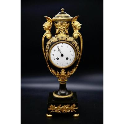 Pendule Vase Empire à Deux Patines