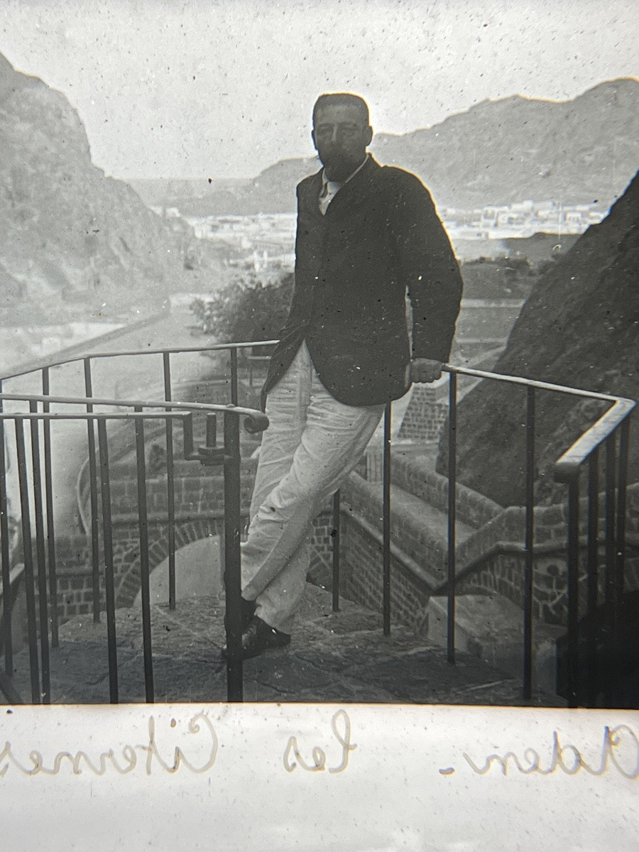 Stereoscopic Kiosk Displays 45 Photos From A Trip To Egypt -photo-2