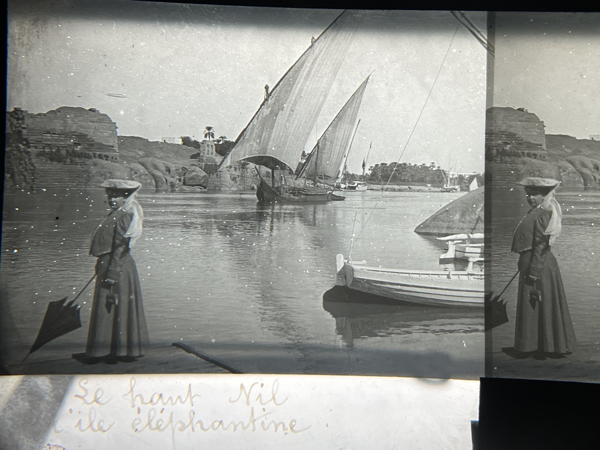 Stereoscopic Kiosk Displays 45 Photos From A Trip To Egypt -photo-3