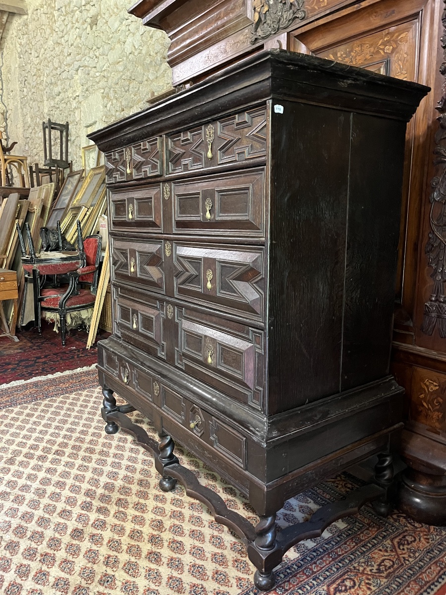 18th-century Welsh Oak Cabinet -photo-2