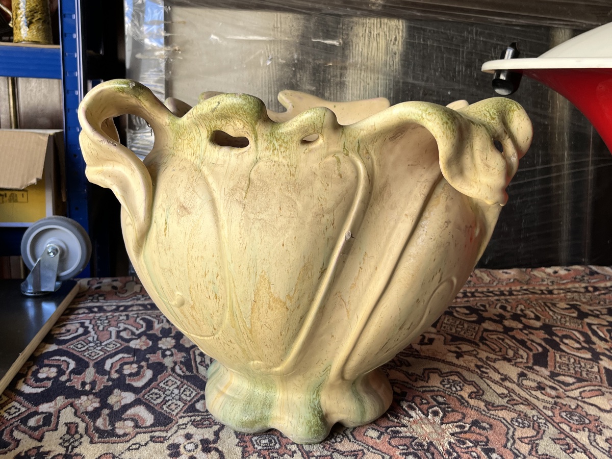 Grand pot en céramique Art Nouveau 