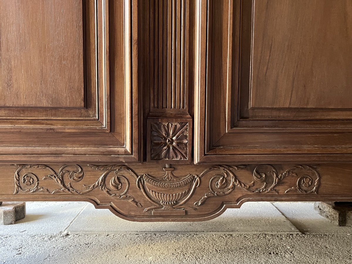 Armoire bordelaise à décor sculpté XVIIIEM siècle -photo-2