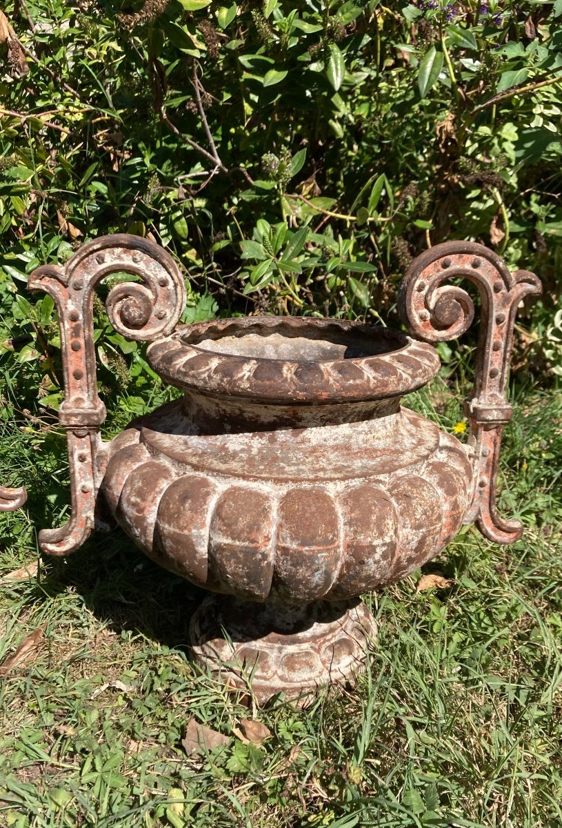 Pair Of Old Cast Iron Vases With Handles-photo-3