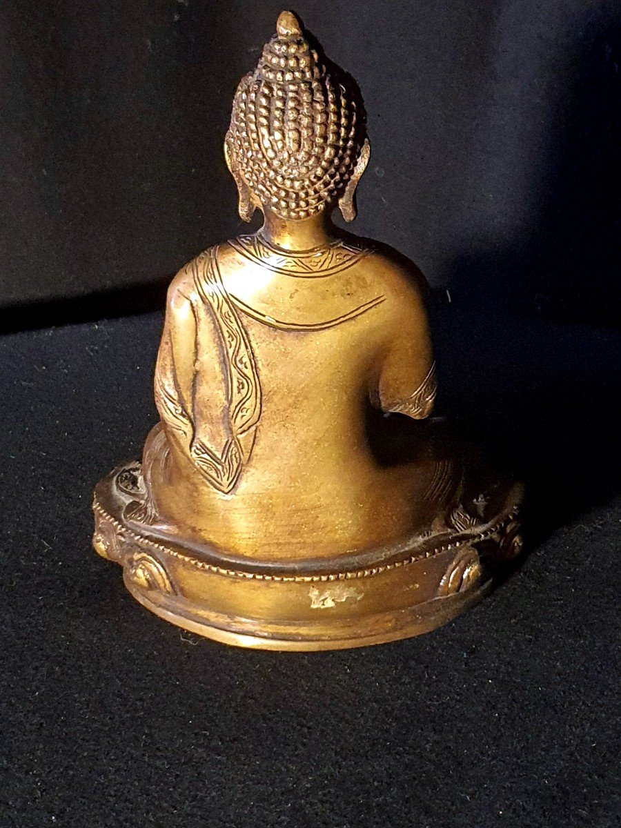 Tibet Bronze Buddha.-photo-1