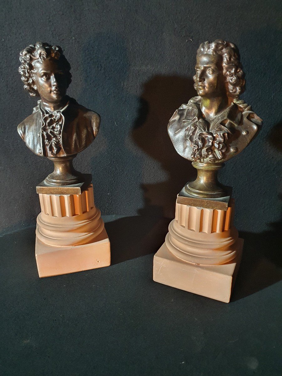 Pair Of XVIII Century Style Busts, Gentleman.-photo-1