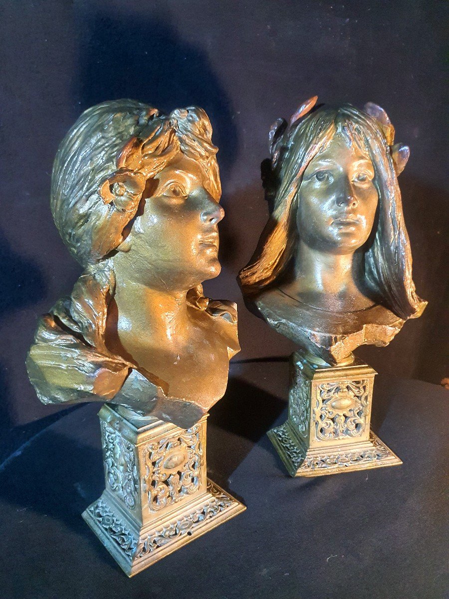 Pair Of Terracotta Busts Taste E Villanis.