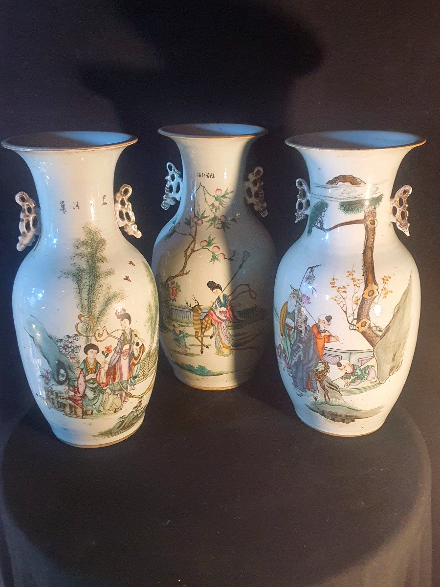 Series Of Three Vases China XIX Century Qing.