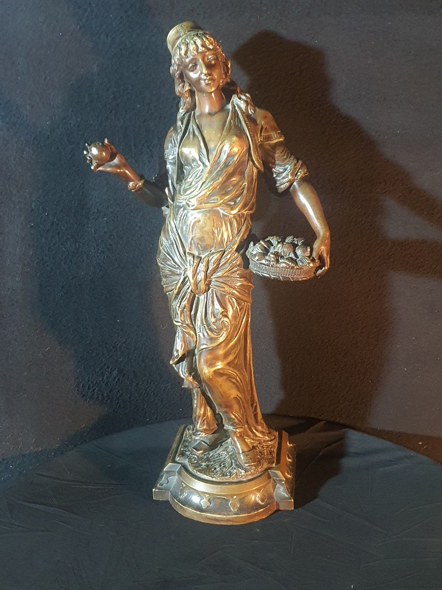 Sculpture Bronze  Orientaliste XIX Siècle  Marchande De Fruits Henri Giraud. 