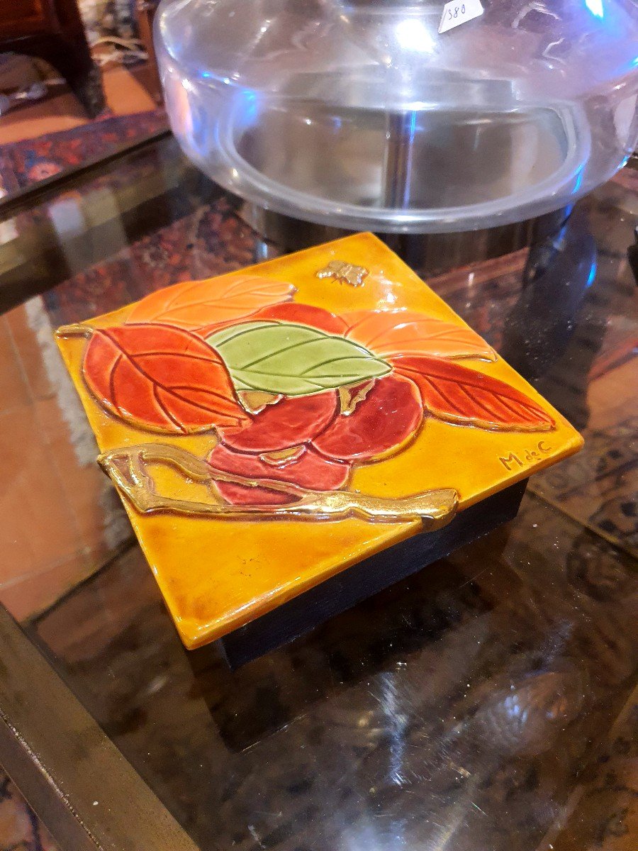 Marion De Crécy Ceramic Box, Mithé Espelt Workshop.