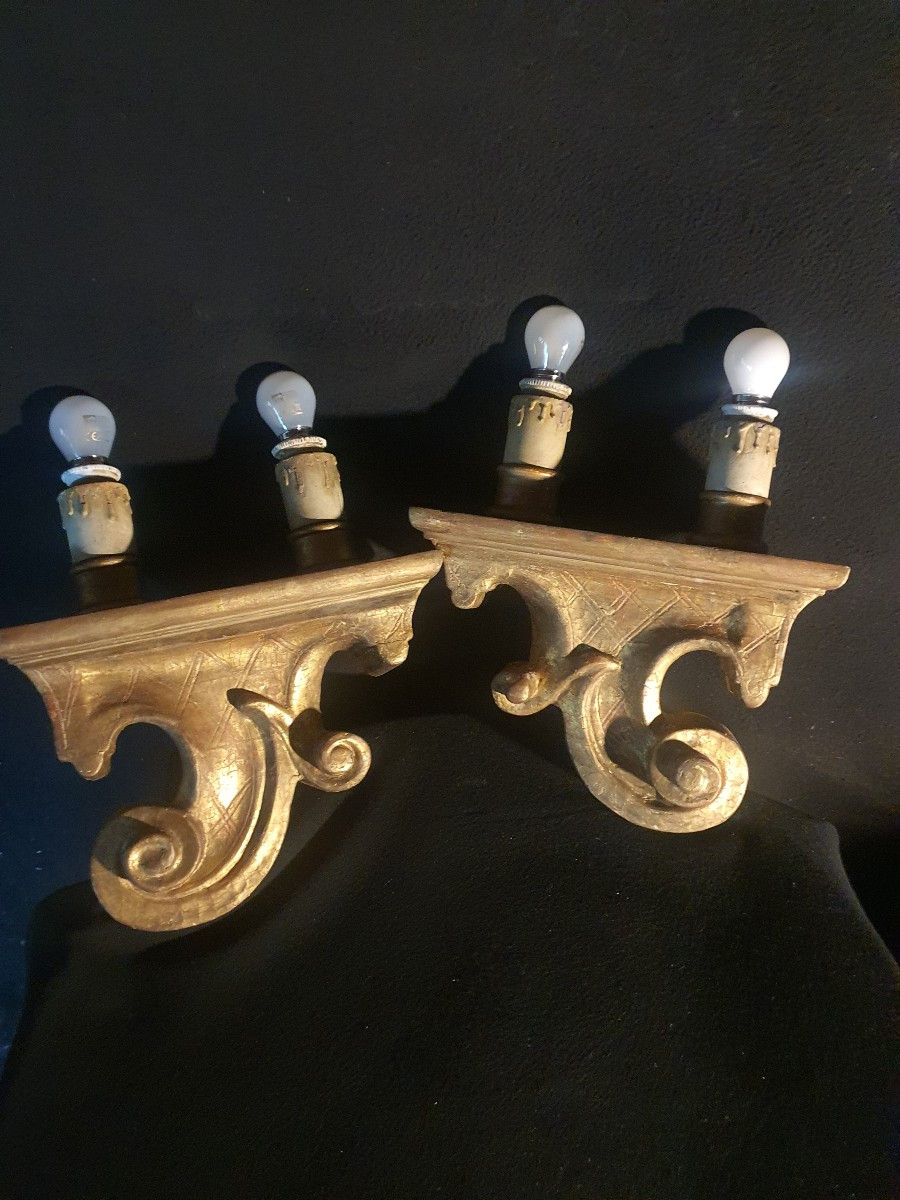 Paire D Appliques Bois Doré Régence. -photo-1