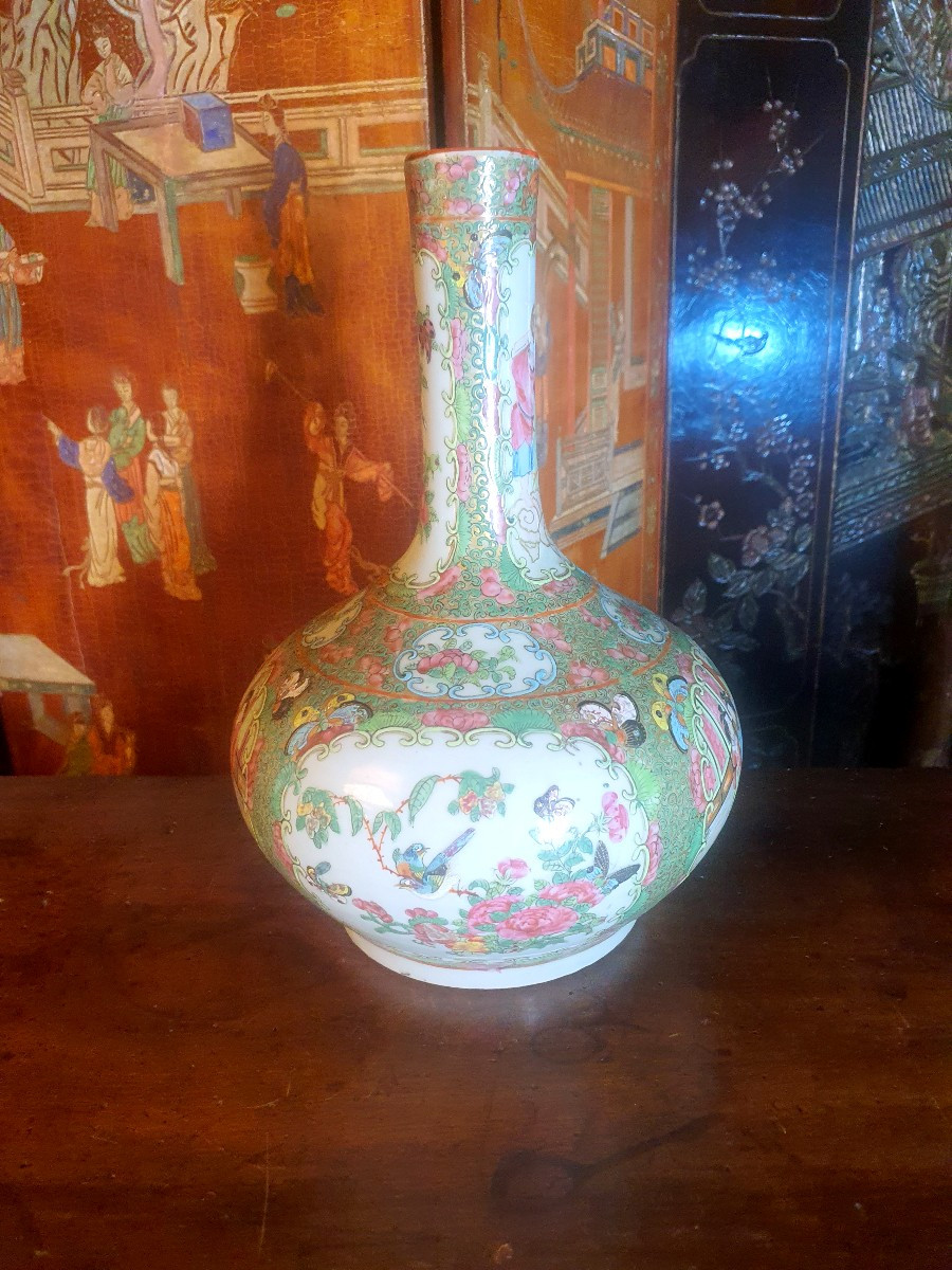 19th Century Cantonese China Vase. -photo-4