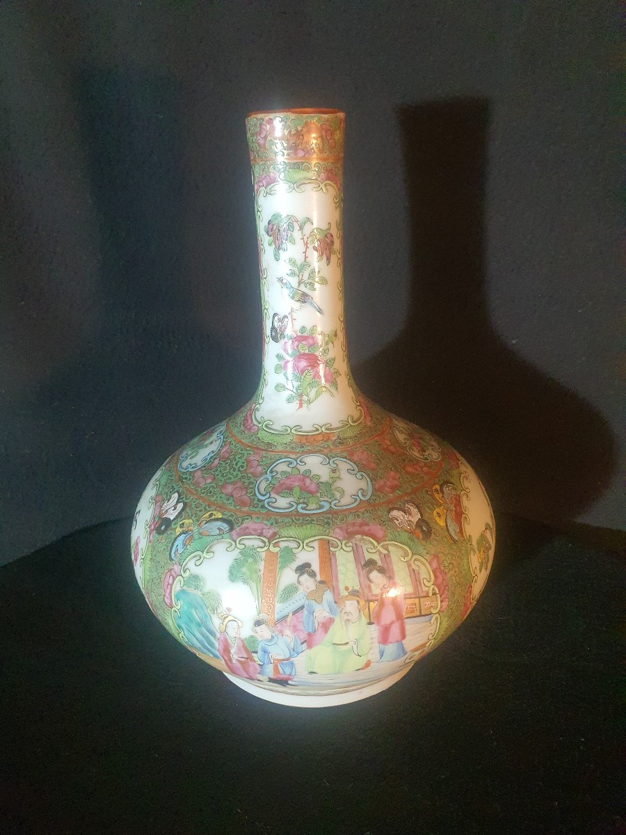 19th Century Cantonese China Vase. -photo-5