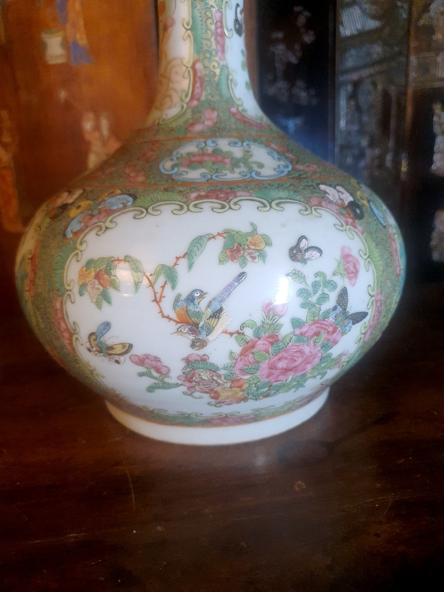 19th Century Cantonese China Vase. -photo-6