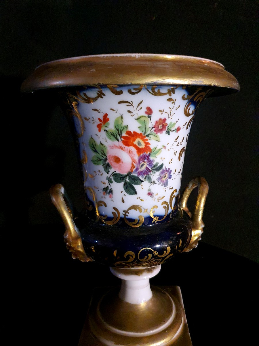 Pair Of Medici Vases From The Empire Period -photo-4