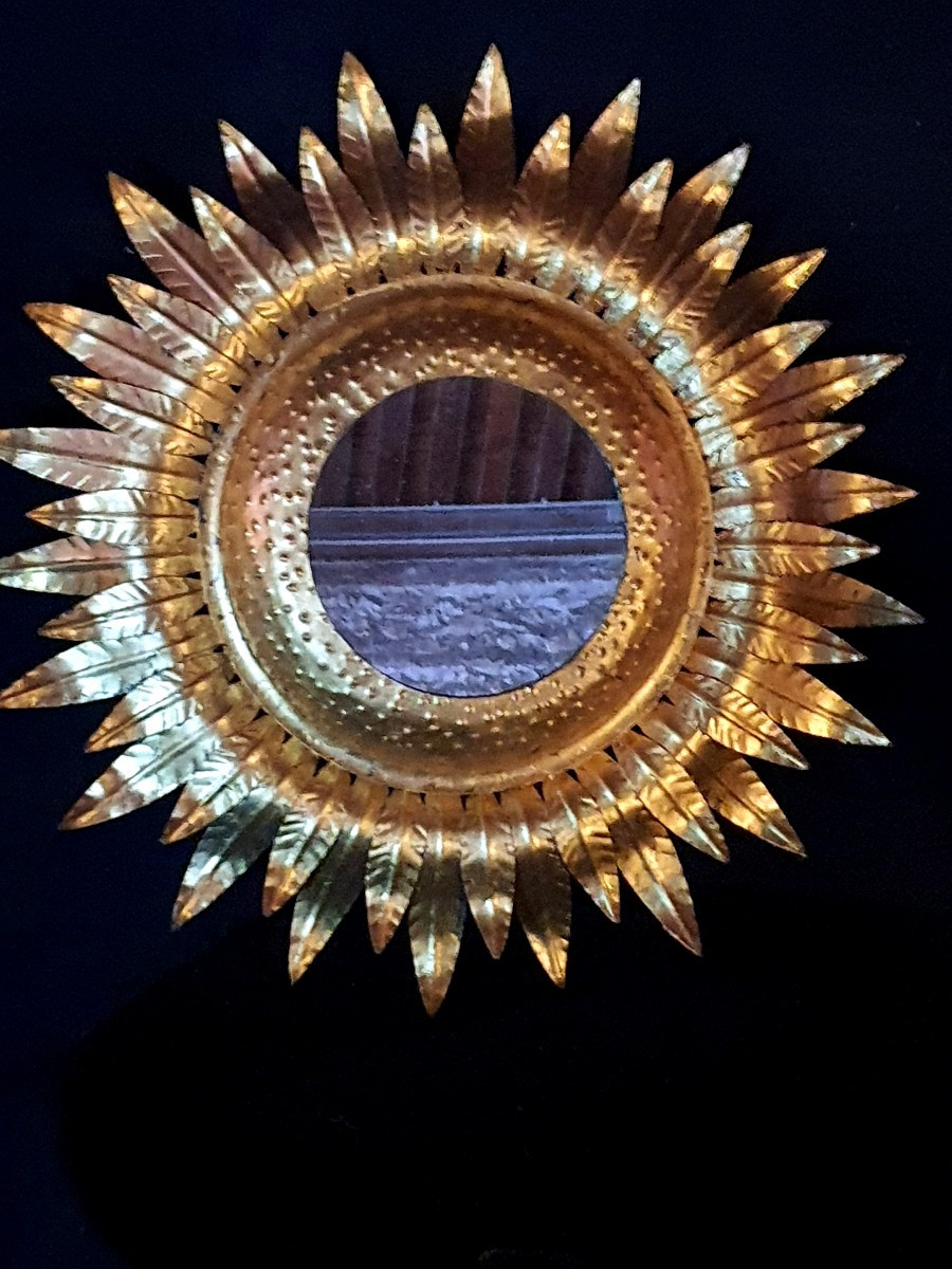 Miroir soleil métal doré. -photo-3