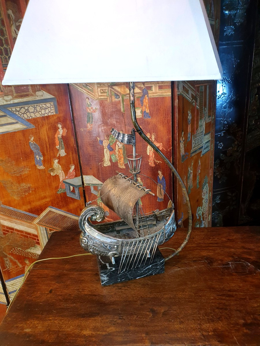 Lampe bateau bronze. 