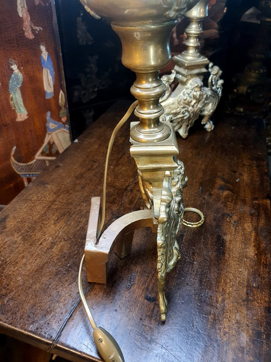 Paire de lampes bronze doré armoiries.-photo-4