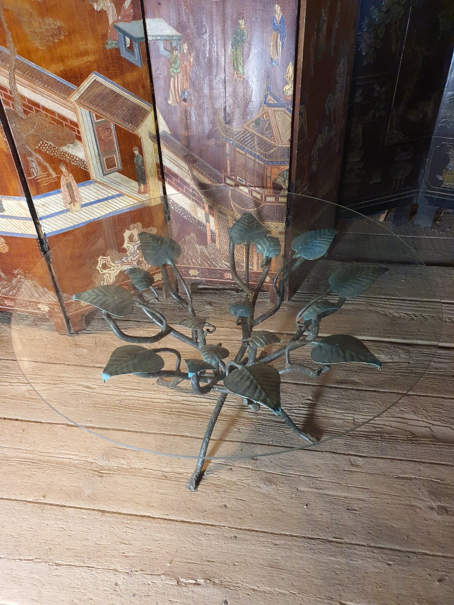 Table basse florale vintage. 
