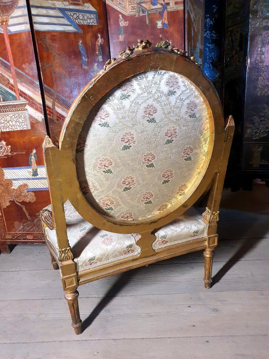 Louis XVI Style Gilded Marquise Armchair. -photo-4
