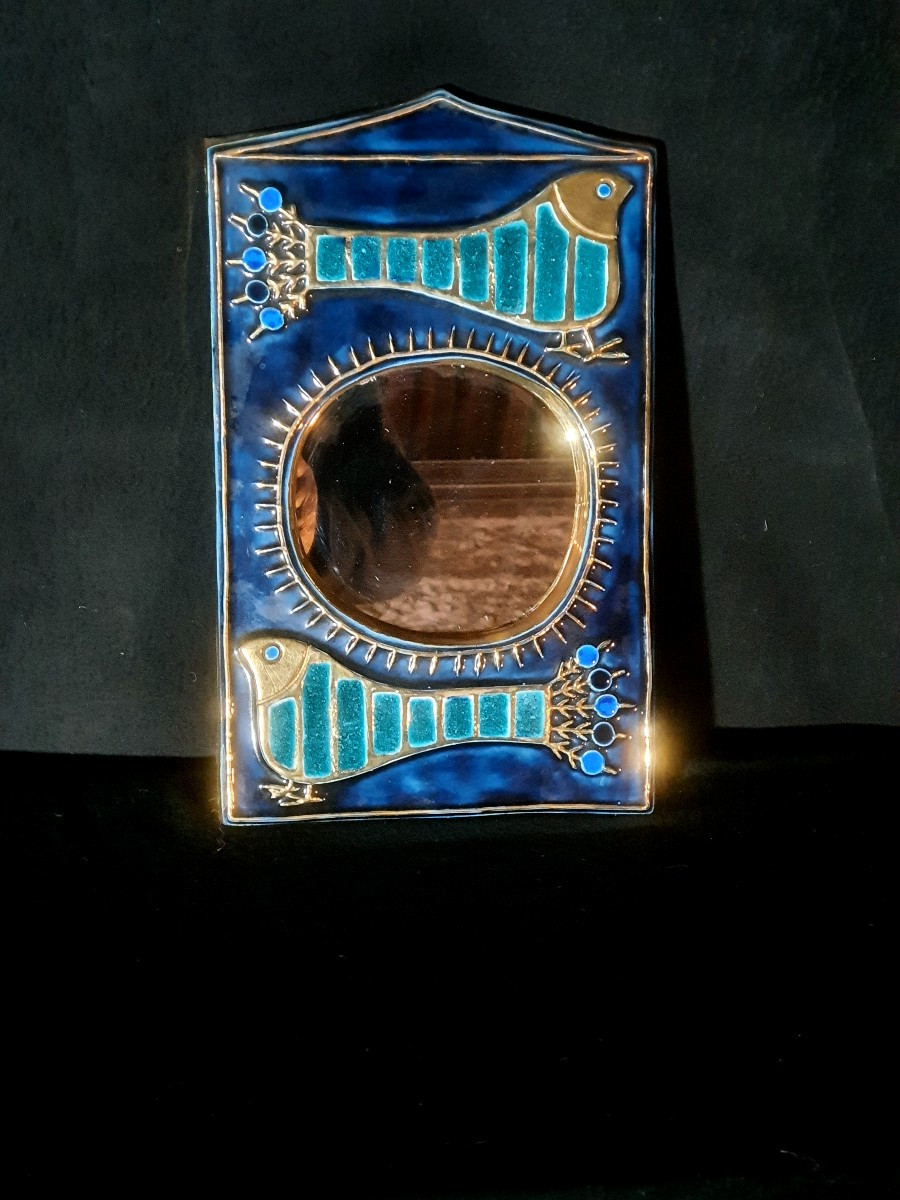 Mithé Espelt Mirror. -photo-1