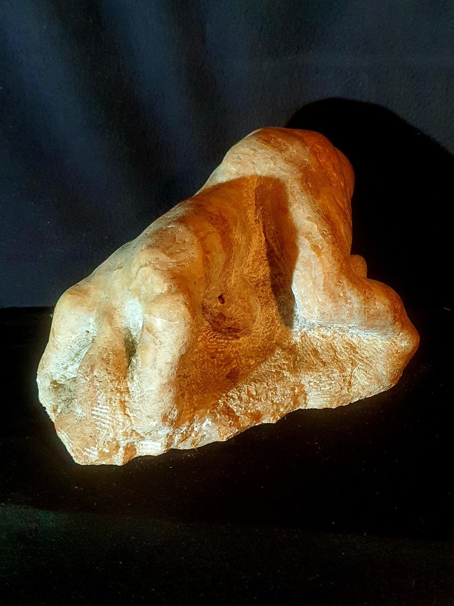 Sculpture femme brutaliste marbre Paul Hubay. 