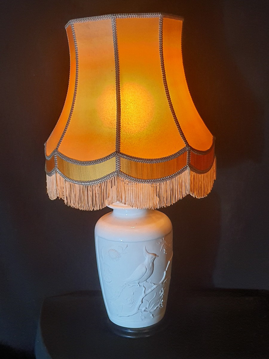 Lampe porcelaine goût chinois. 