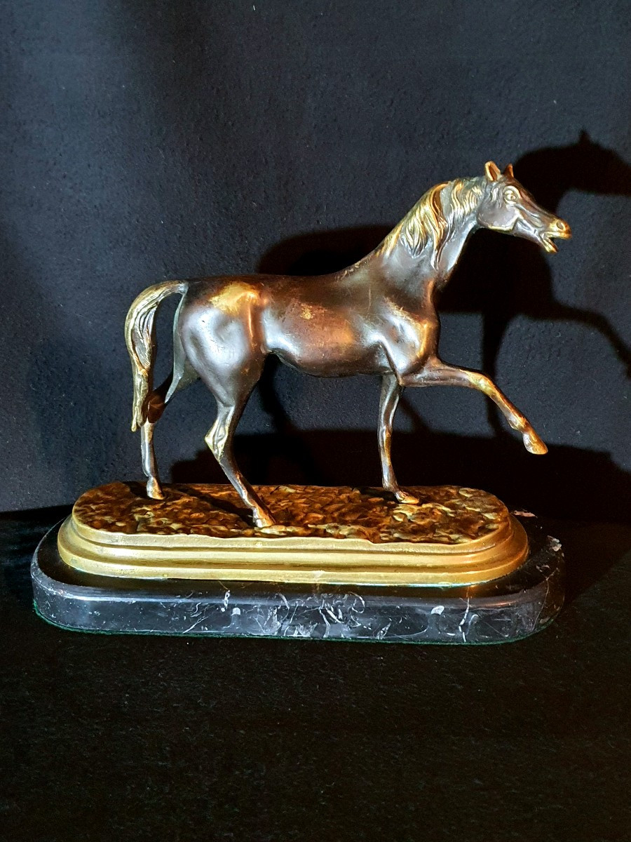 Sculpture bronze cheval. -photo-2
