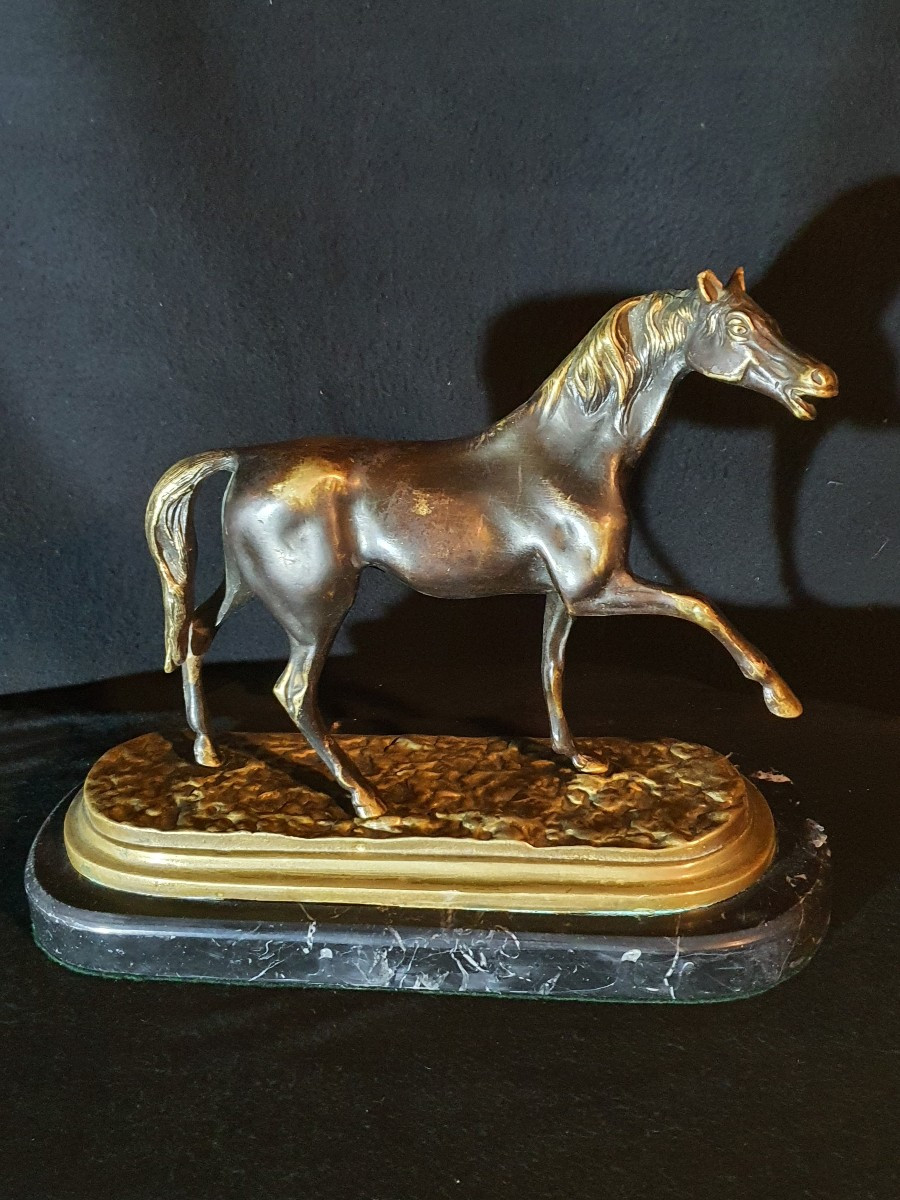 Sculpture bronze cheval. -photo-2