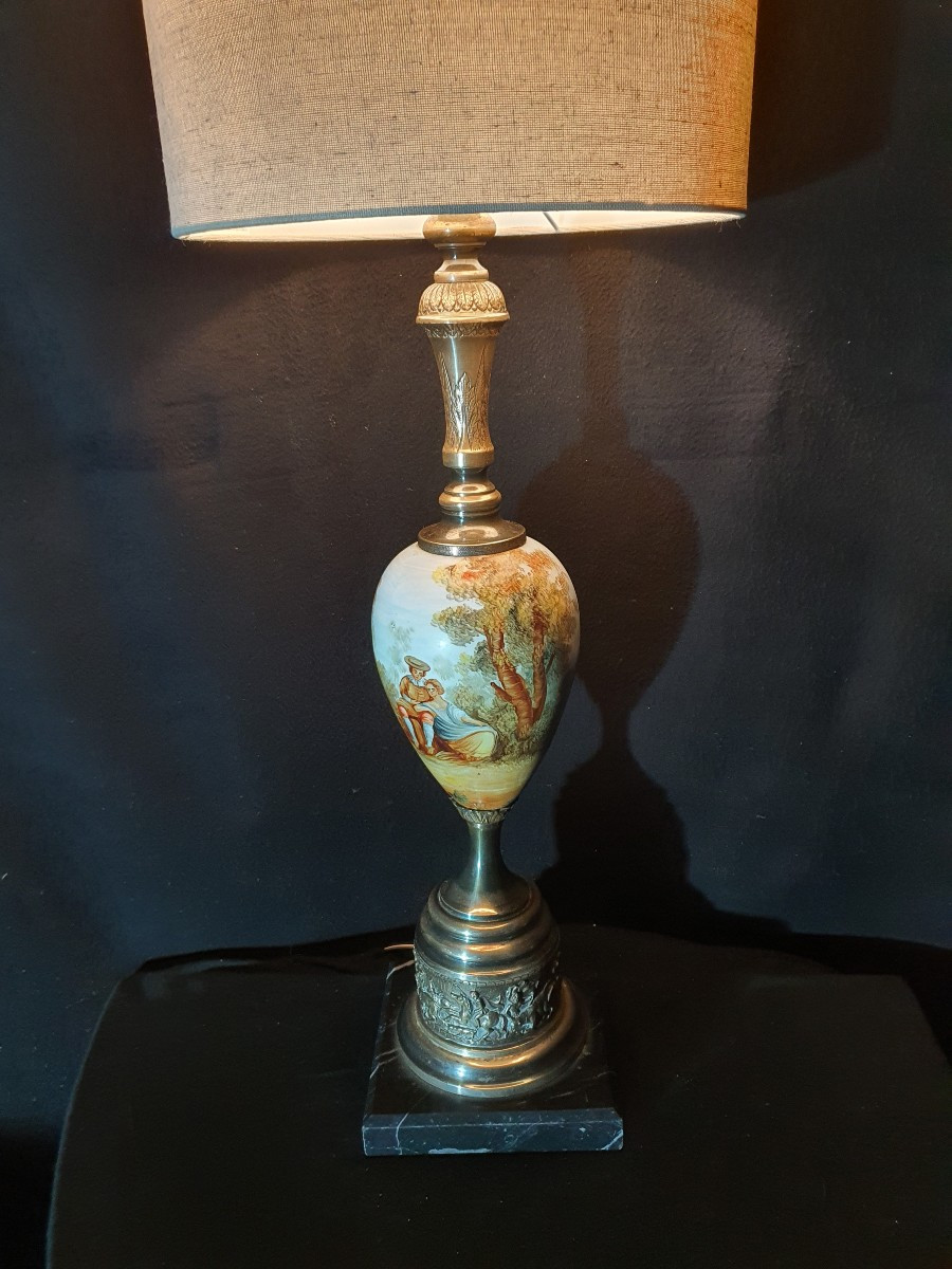 Large Porcelain And Bronze Lamp. -photo-3