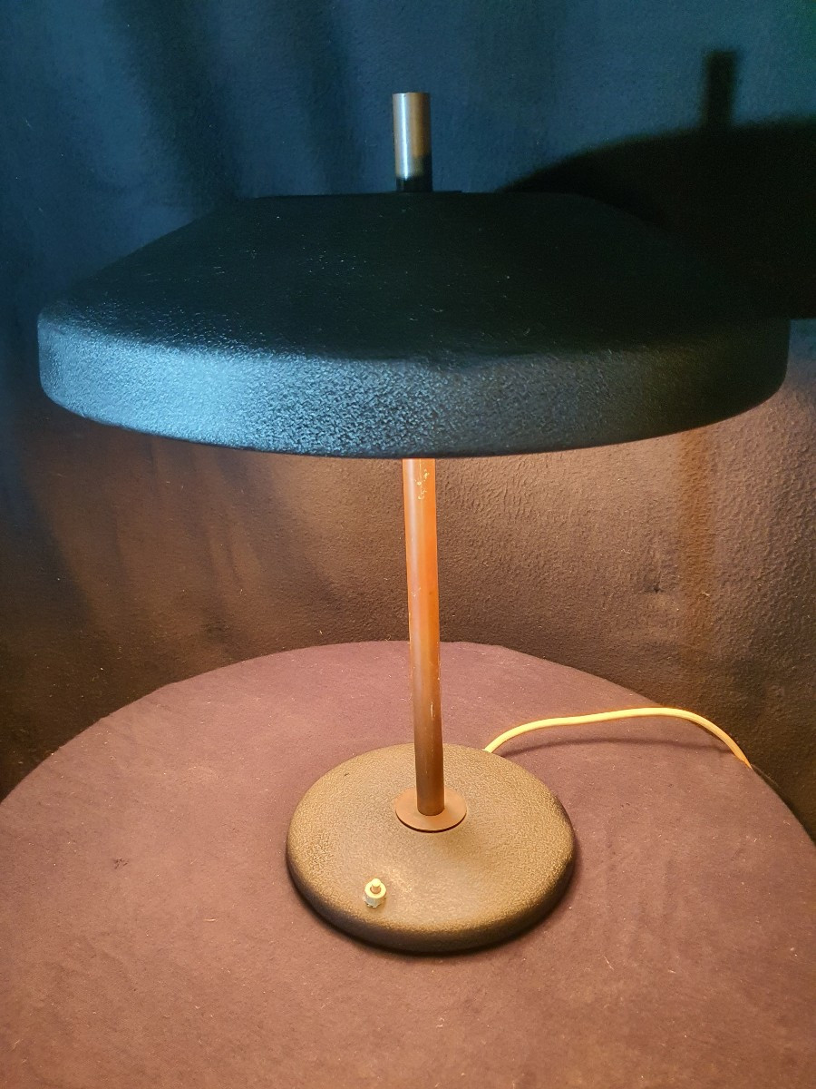 Lampe vintage style Louis Kalff.