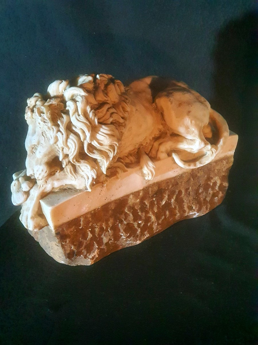 Pair Of Marble Lions.-photo-4